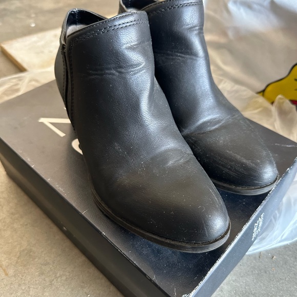 Naturalizee Black Wonda Chelsea Boots - Picture 5 of 6